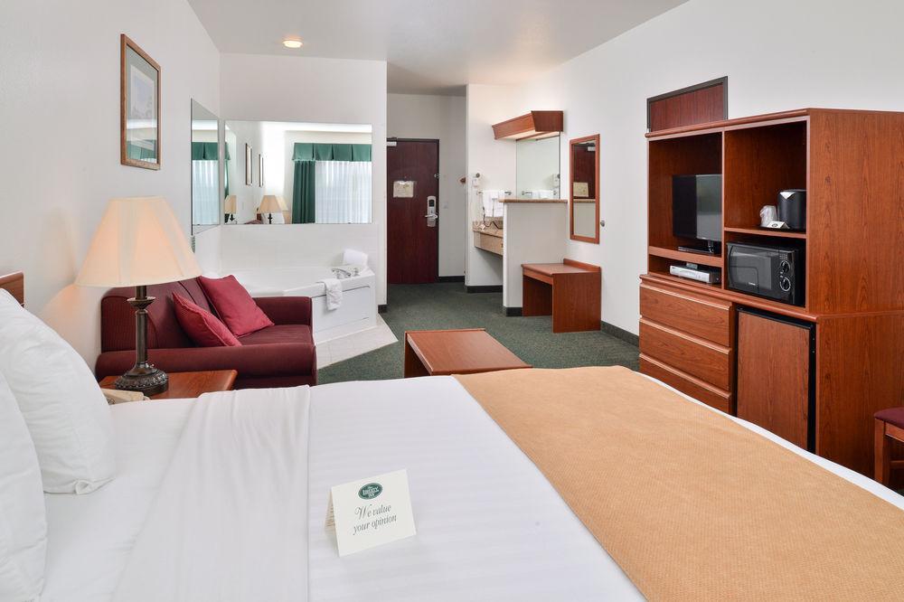 Holiday Inn Express & Suites Lincoln City By Ihg Kültér fotó
